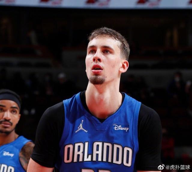 他们通过不 他们通过不