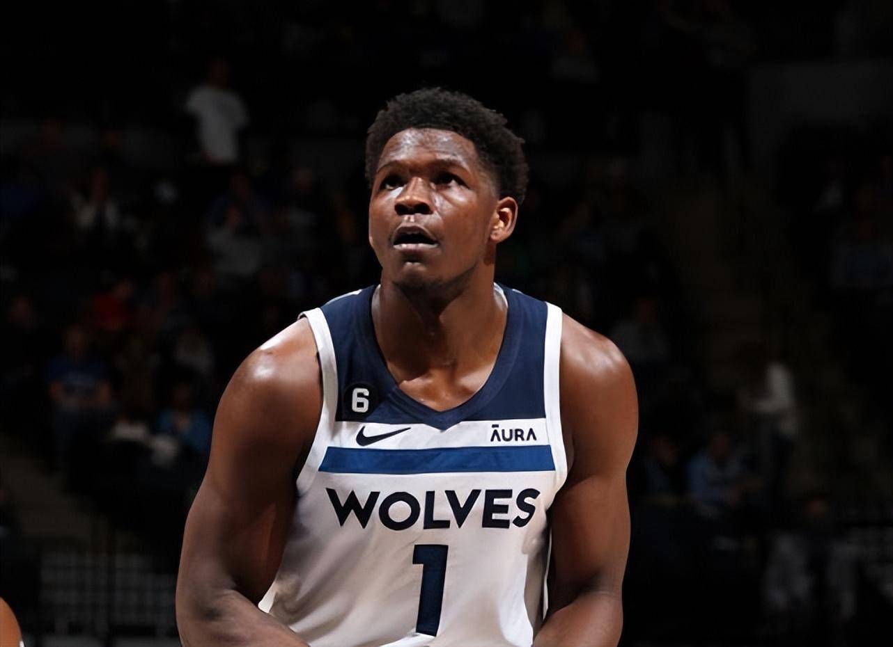 在球场上见 在球场上见